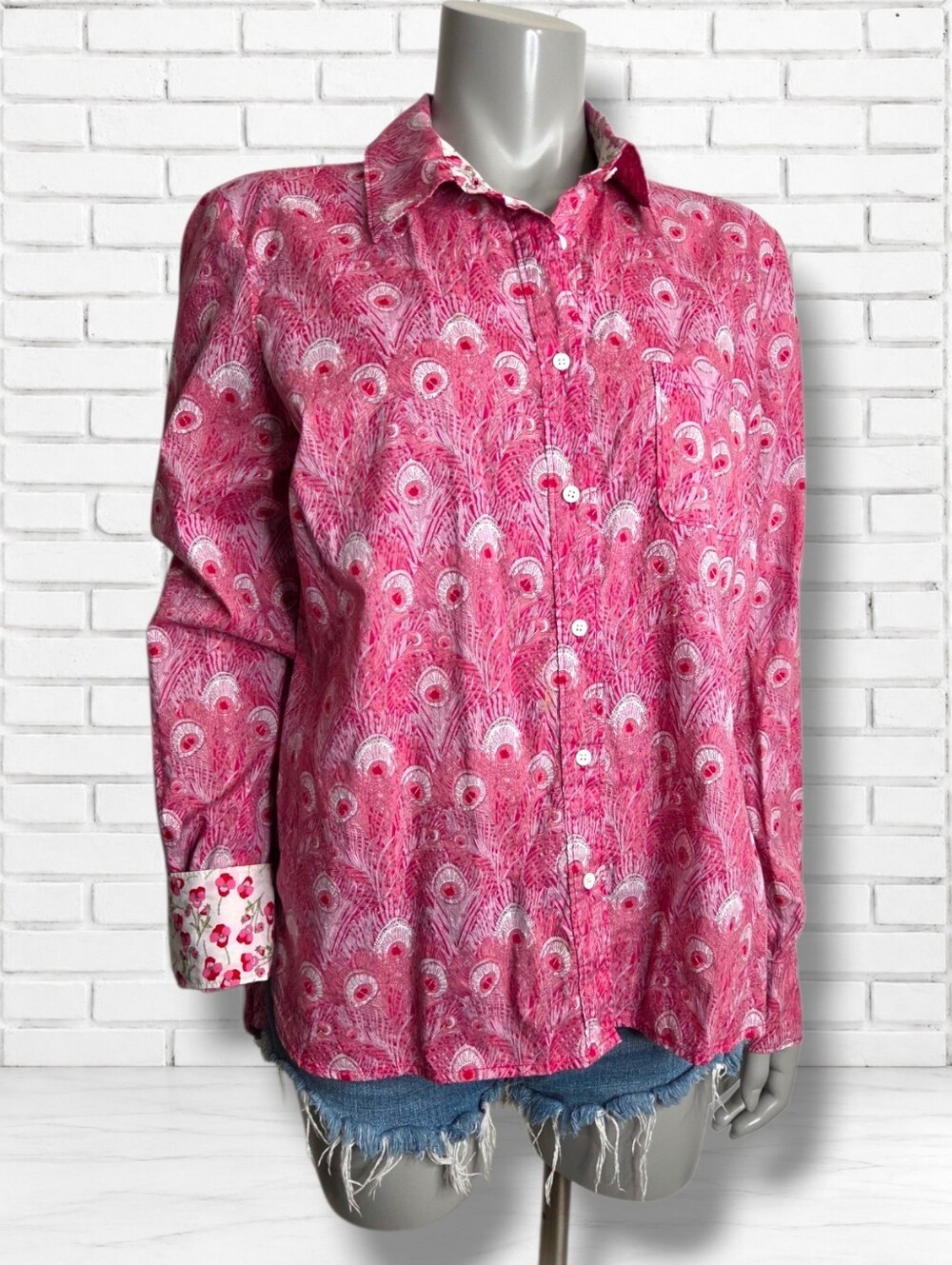 Liberty Art Fabrics x Lord & Taylor Sz L Pink Peacock Feather Print Button Down